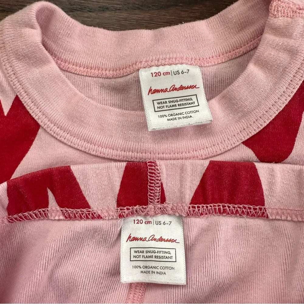 Hanna Andersson hearts pajamas, size 120/6-7 US